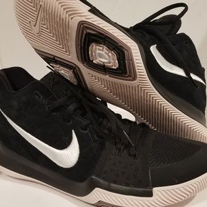 Brand New!! Kyrie III's